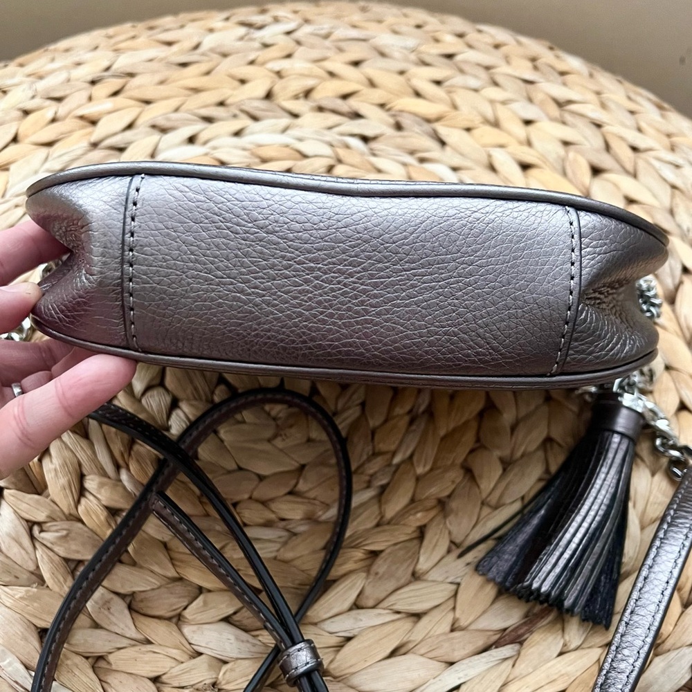 Michael Kors genuine leather embellished metallic chain strap tassel purse - Picture 4 of 9